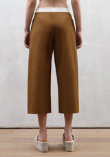 Wide pleat trousers | Brown