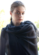 Air cashmere stole navy blue
