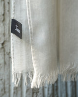 Air cashmere stole pearl-grey grigio