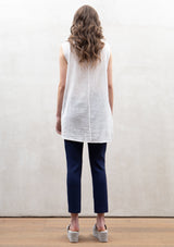 Balloon white linen shirts