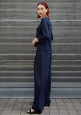 round-wool-blue-blouse