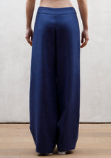 Wide plat long trousers